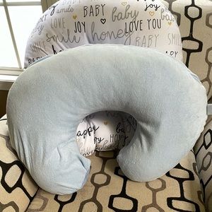 Boppy Nursing Pillow w/ 2 Covers